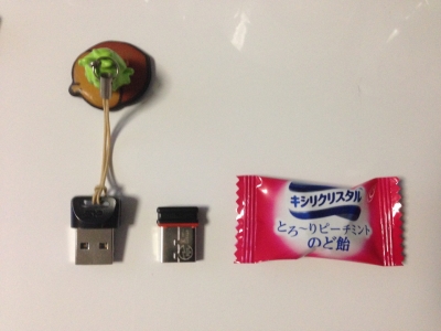 SP USBメモリー キャップなし