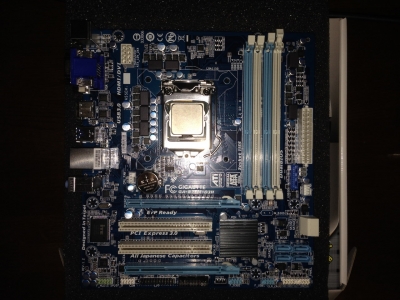 Z68A-GD65 CPUソケット