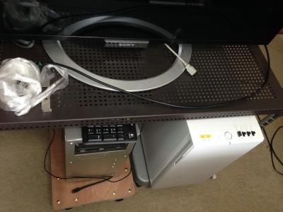 メタルラックとPC達