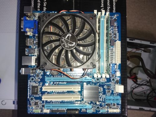 録画機 マザーボード (GA-B75M-D3H)