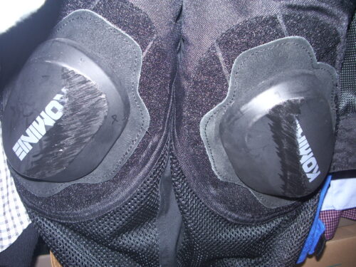 コミネ 膝すりパッド付きパンツ